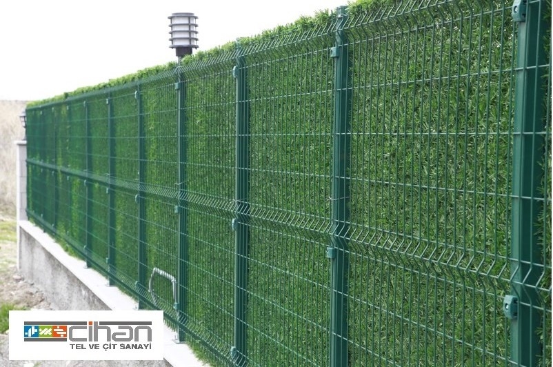 Забор сетка зеленая купить. Забор сетка зеленая. Сетка для забора. Сетка для ограждения декоративная. Зеленый забор.